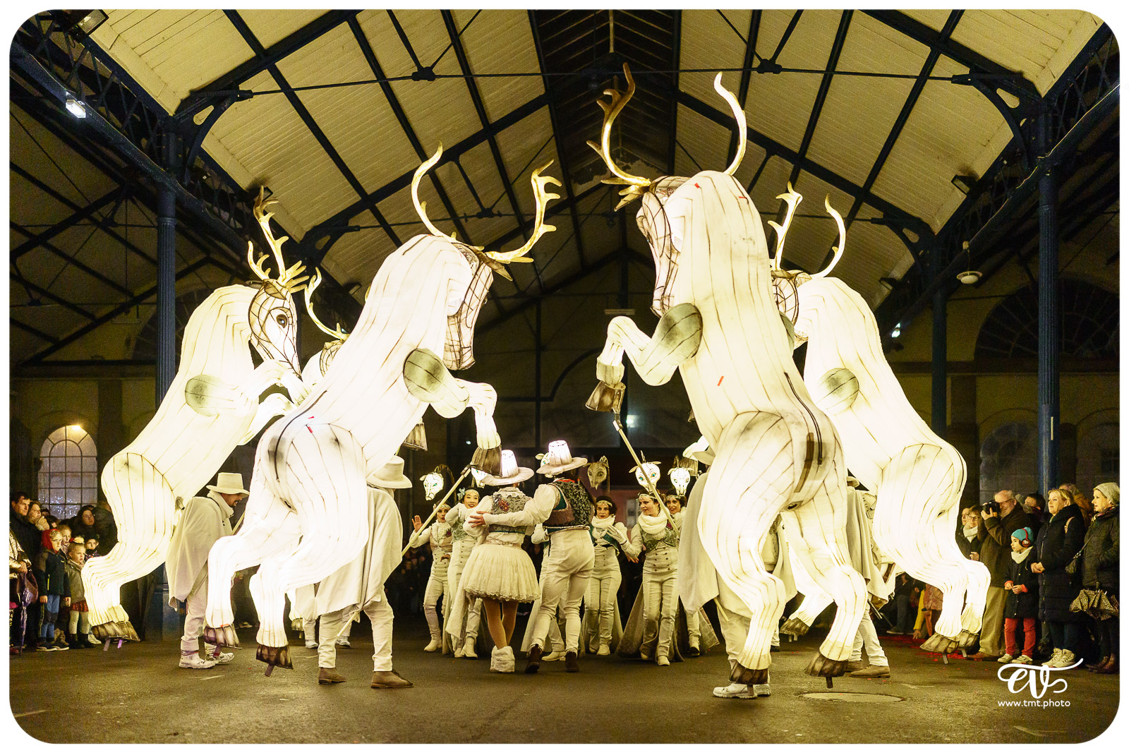 LA BALADE AMOUREUSE (CIE REMUE MENAGE)